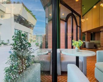 Happihaus Hotel Bangkok - בנגקוק - פטיו