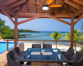 Snorkel from your own Private Beach/Dock/Infinity Pool/Spacious Luxury Living - West End - Pool
