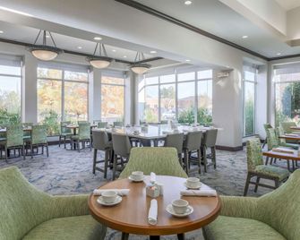 Hilton Garden Inn Tulsa South - טולסה - מסעדה