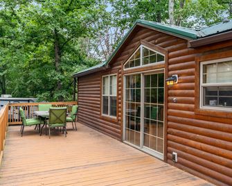 Drummer Boy Camping Resort - Gettysburg - Patio