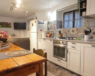 Casa Pina B&B - Spoltore - Küche