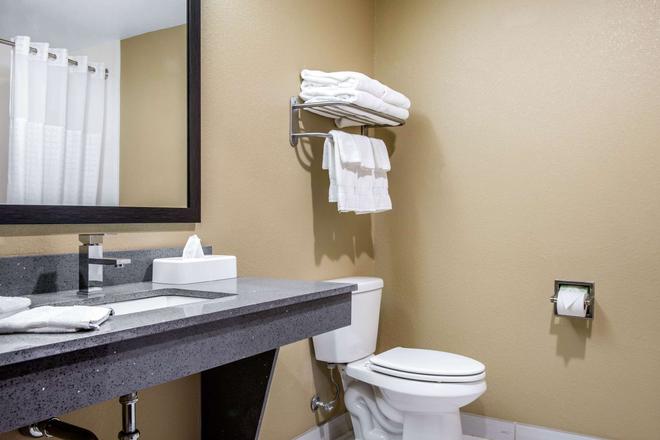 Comfort Inn Suites 77 1 2 8 Ashland Hotel Deals Reviews