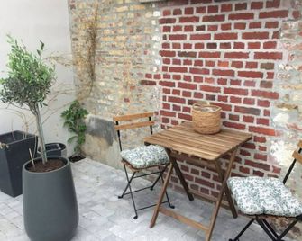 Le Clos De Beauchamp Appartement Le Bord De Mer 2 Vélos Sont Disponibles Gratuitement - Saint-Valéry-sur-Somme - Patio