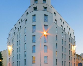 B&B Hotel Prague City - פראג - בניין