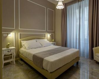 Marie Claire Apartments & Spa - Vasto - Camera da letto