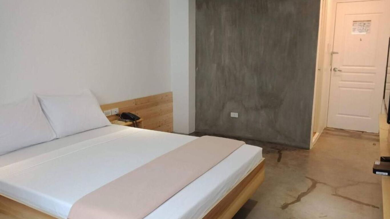 Garv's Boutique Hotel