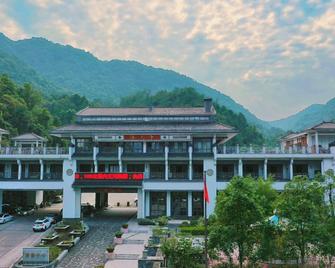 Xinfeng Utop Spring Primeval Forest Resorts - Che-jüan - Budova