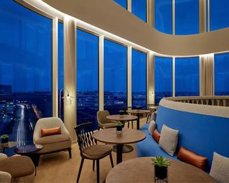 AC Hotel by Marriott Strasbourg - Strasbourg - Lounge