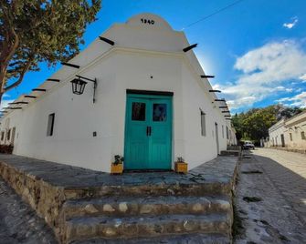 La Vieja Esquina - Cachí