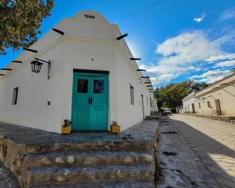 La Vieja Esquina - Cachí