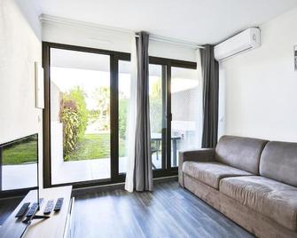 Superbe 2 pièce tout confort - AC, piscine, Park - Villefranche-sur-Mer - Obývací pokoj