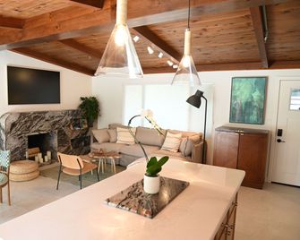 Twelve Senses Retreat - Encinitas