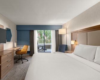 Holiday Inn Express Vancouver Airport - Richmond By IHG - Richmond - Bedroom