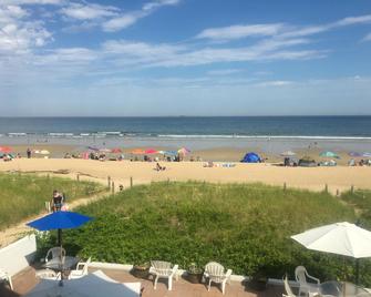 Sandpiper Beachfront Motel - Old Orchard Beach - Playa