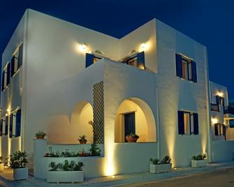 Mata's Apartments - Tinos - Building