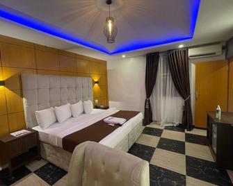 Presken Hotel at International Airport Road - Lagos