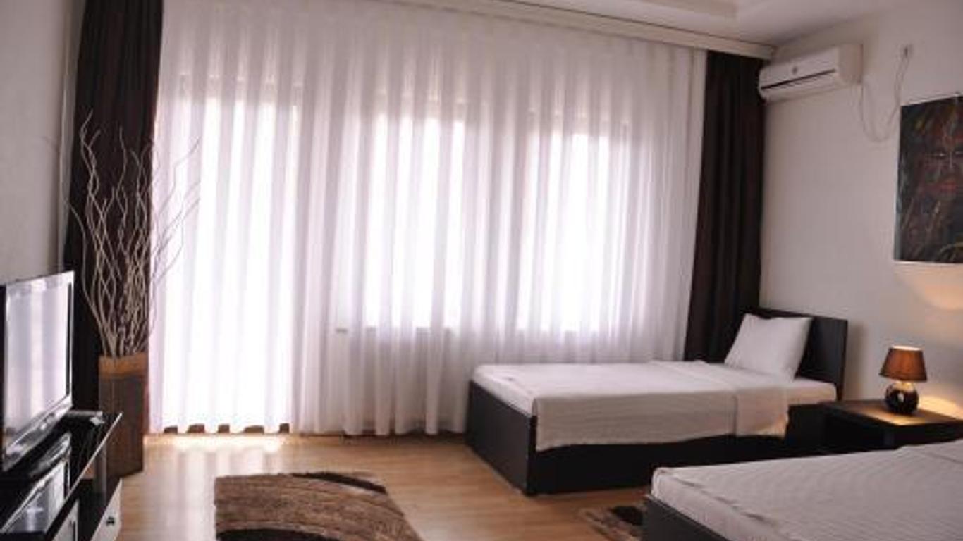 Hotel Cleon