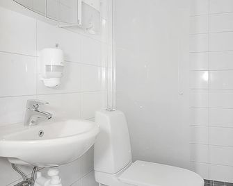 Chefens Hotell - Södertälje - Badkamer