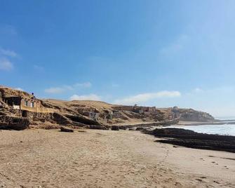 Comfortable apartment in Sidi Rbat Exceptional ocean and nature views - Sidi Binnzarene - Strand