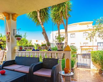 Stunning Holiday Home in Ciudad Quesada - Los Montesinos - Balcón