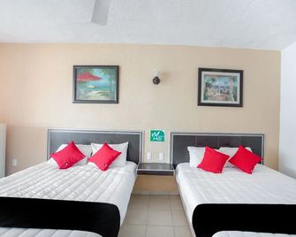 Hotel del Pescador BeachFront - Zihuatanejo