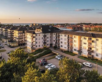 Na Wydmie, Sun & Snow - Ustka - Gebäude