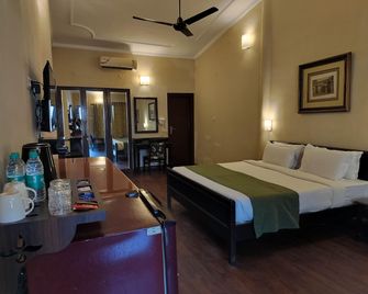 Bel La Monde Riverside Jim Corbett - Garjia - Ložnice