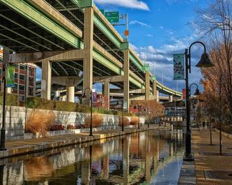 Charming, Happy 1-Bed Oasis: Rva Retreat Awaits! - Richmond