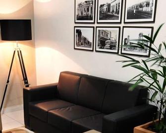 Grande Hotel Aracatuba - Araçatuba - Living room