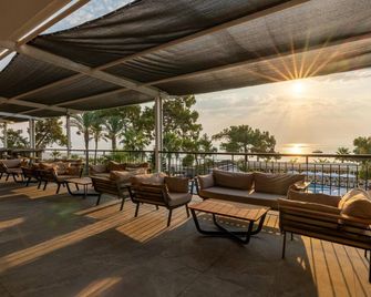 Crystal Aura Beach Resort & Spa - Kemer