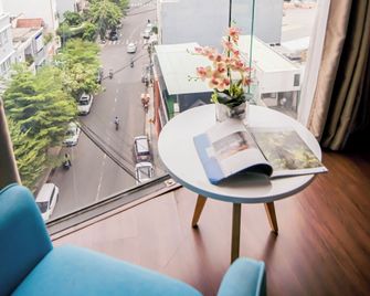 Gold Central Hotel by Haviland - Da Nang - Balcony