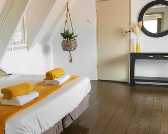 Landhuis Daniel - Plantation House - Grote Berg - Habitación
