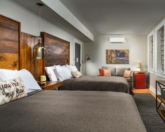 Western Front Hotel - Saint Paul - Bedroom