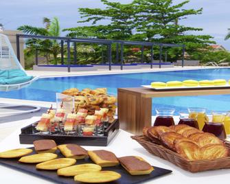 Novotel Cotonou Orisha - Cotonou - Bazén