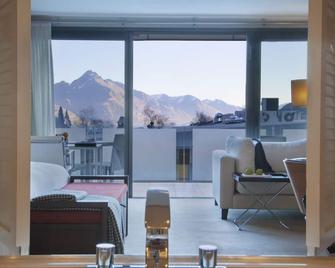 The Spire Hotel - Queenstown - Balcony