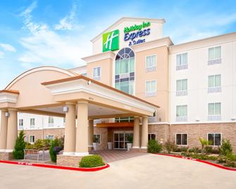 Holiday Inn Express Hotel & Suites Columbus - Columbus - Budova