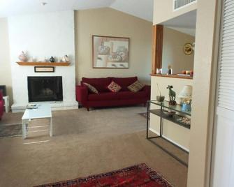 Water Front Sweet Home - Mesa - Living room