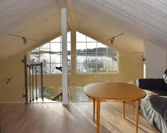 Lovely Home In Ronneby With Sauna - Ronneby - Wohnzimmer