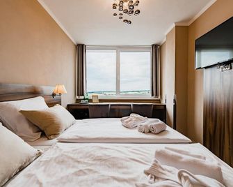 Hotel Palcát - Tábor - Schlafzimmer