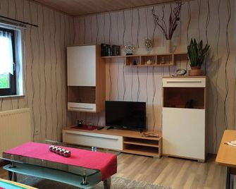 Ferienwohnung-Schmidt-2 - Amtsberg - Sala de estar