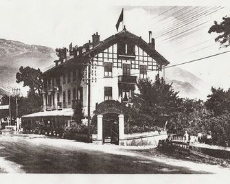 Hostellerie du Petit Saint Bernard - Bourg-Saint-Maurice - Building