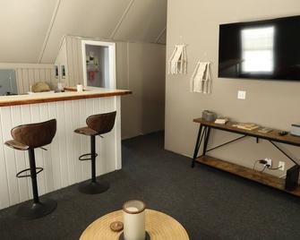 New - Private Downtown Christiansted Apartment - Christiansted - Kitchen