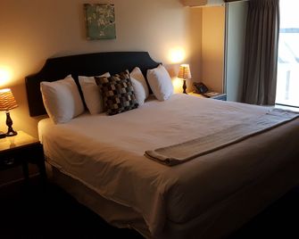 Montecassino Hotel & Event Centre - Toronto - Soveværelse