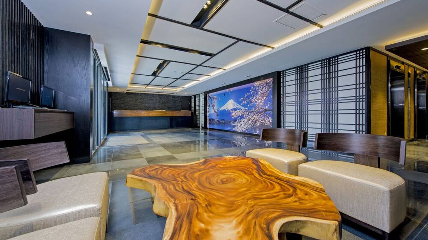 هوتل 81 بريميير ستار