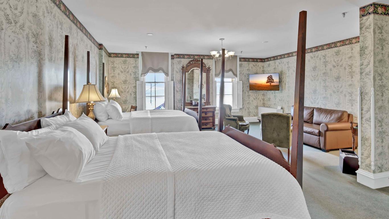 سانت جايمس هوتل، إيه هيستوريك هوتل أوف أمريكا