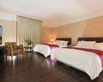 King Town Hotel - Yilan City - Bedroom