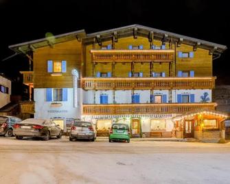 Albergo Genzianella - Rocca Pietore - Building