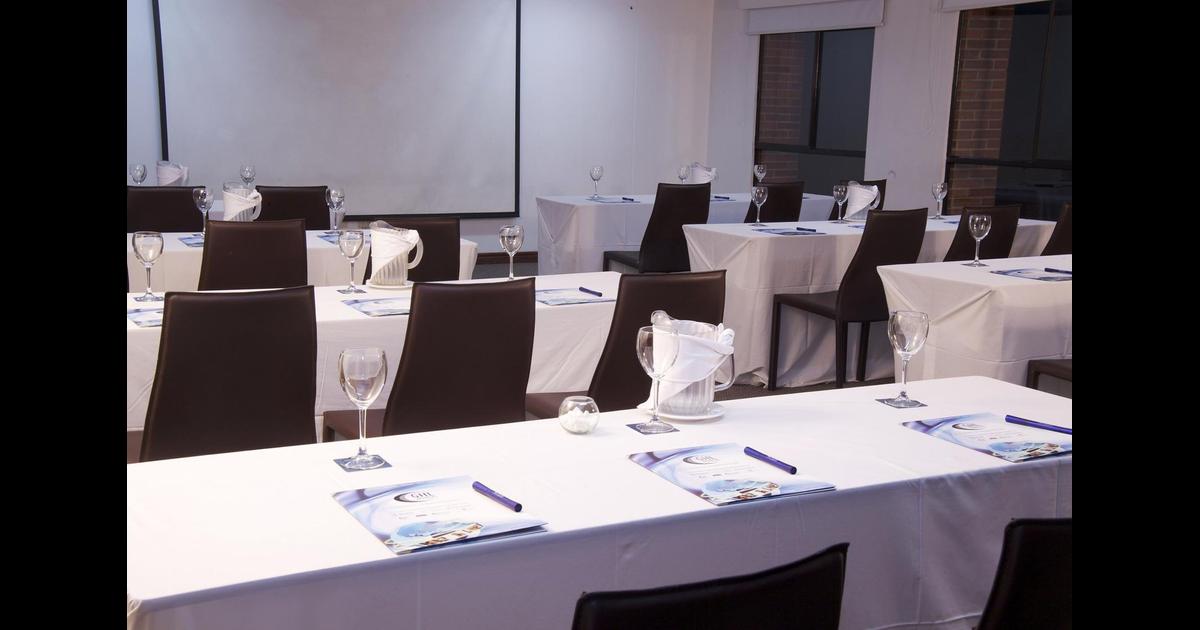 ghl style hotel los heroes