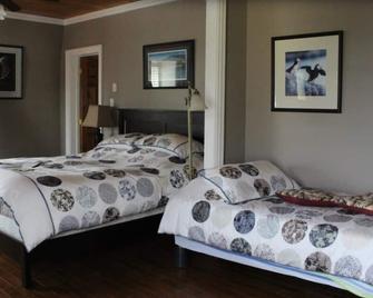 The Narrows Bed & Breakfast - St. John's - Bedroom