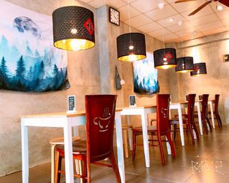 Sun Moon Heart Hostel - Nantou City - Restaurant